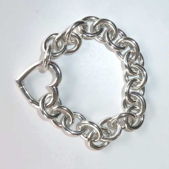 TIFFANY & Co Heart Clasp Chain Bracelet - Picture 5 of 17